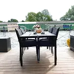 Botel Fuehrerscheinfreies Mobiles Hausboot *