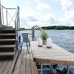 Fuehrerscheinfreies Mobiles Hausboot * Rechlin